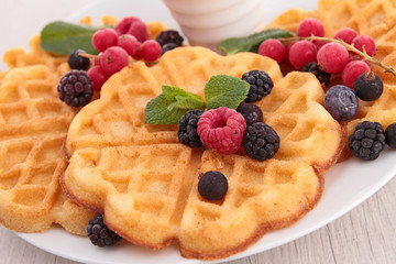 waffle and berry