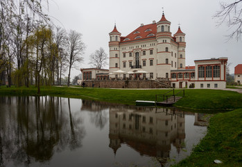 Fototapeta na wymiar Pałac Wojanów
