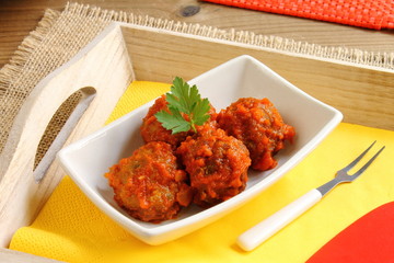 Albóndigas en salsa de tomate