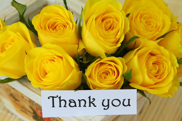 Thank you note with yellow roses