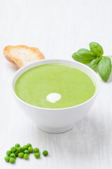 Green peas soup