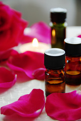 Obraz na płótnie Canvas aromatherapy treatment with rose