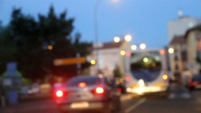 Desenfoque desde coche ( 2 cortes )