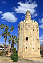 Fototapeta na wymiar Wieża złota, Torre del Oro, Sewilla
