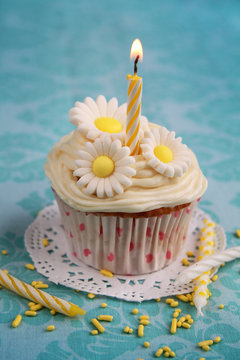 Cupcake with flowers