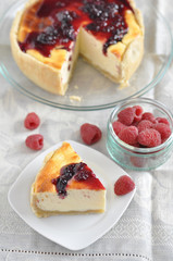 Käsekuchen mit Beeren