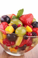 bowl of fruit salad