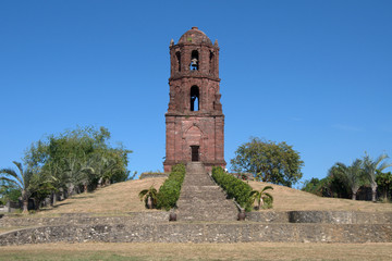 Viejo campanario de la ciudad de Bantay. Filipinas