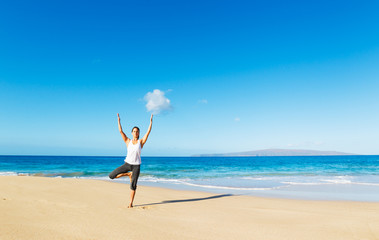 Fototapeta na wymiar Beach Yoga