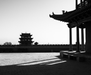 Jiayuguan tower (B&W)
