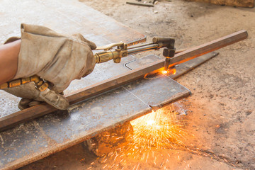 Welder Cutting metal