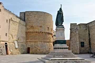 Festung und Märtyrerdenkmal in Otranto | Apulien