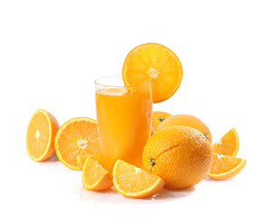 Orange juice and slices