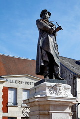 Statue d'Alexandre Dumas à Villers Cotterets
