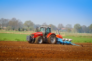 Ackerbau - Fr&uuml;hjahrsbestellung