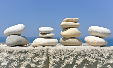 Fototapeta na wymiar Figures from stones