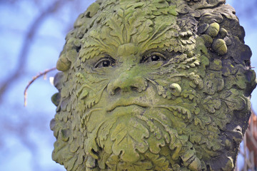 green man sculpture - 52147974