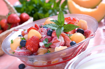 Refreshing fruit salad © 7monarda