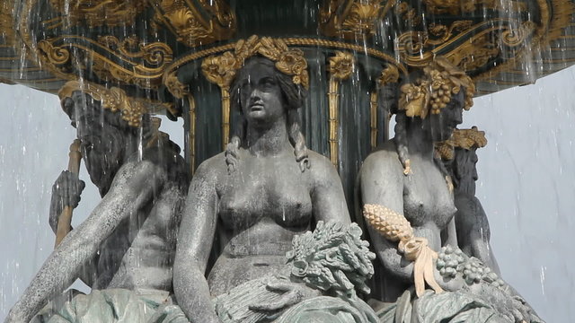 Fontaines de la Concord. Three shots. Paris.
