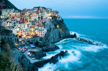 anochece en manarola