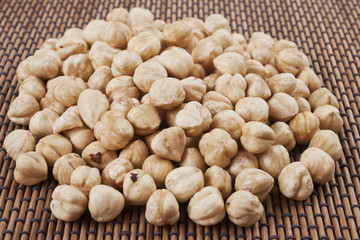 hazelnuts composition