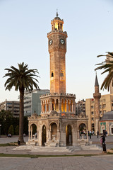 Fototapeta na wymiar Izmir wieża zegarowa