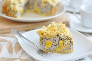 Pfirsich Mohn Kuchen mit Streusel