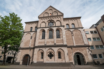 Fototapeta na wymiar St. Andreas Kirche in köln