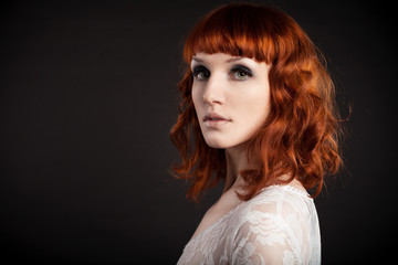 Девушка в белом боди 2