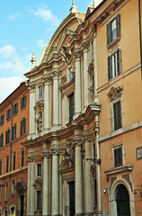 Roma, via Condotti chiesa SS Trinita degli Spagnoli