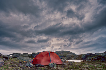 Camping bei Sturm in Norwegen