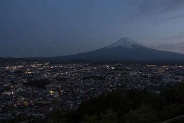 Fototapeta premium Mt Fuji view in twilight