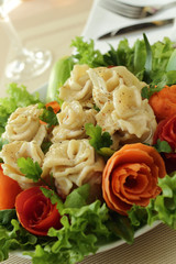 Meat dumplings as roses