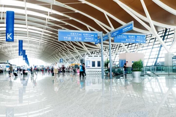 Crédence de cuisine en verre imprimé Aéroport Passager à l& 39 aéroport de Shanghai Pudong