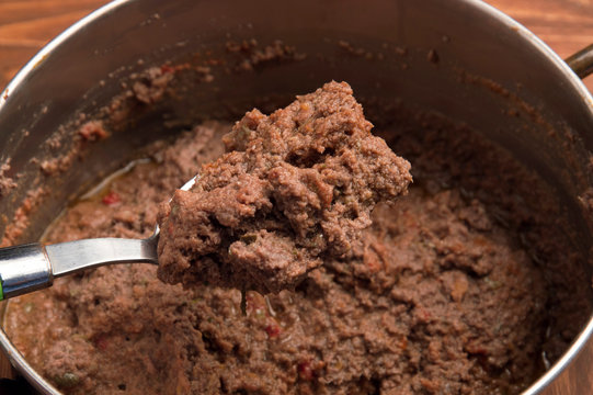 Pat&egrave; per crostini toscani