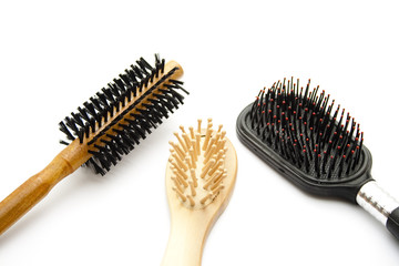 Verschiedene Haarbürsten