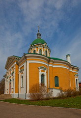 Fototapeta na wymiar Church of Beheading of St John the Baptist (1904) in Zaraysk