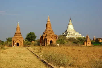 Fototapeten Ancient temples in Bagan, Myanmar © Łukasz Kurbiel