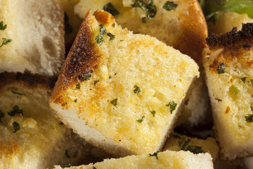 Homemade Crunchy Garlic Bread
