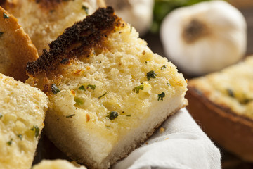 Homemade Crunchy Garlic Bread