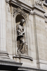 Statue de la Bourse à Bruxelles, Belgique