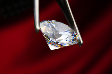 Diamond jewelry holding