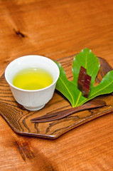 日本茶とようかん