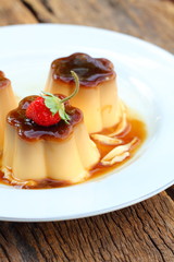 Caramel custard - pudding