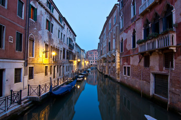 Fototapeta na wymiar Straßen von Venedig