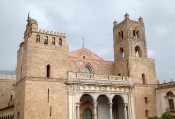 Fototapeta na wymiar Katedra w Monreale. Sicilia, Włochy