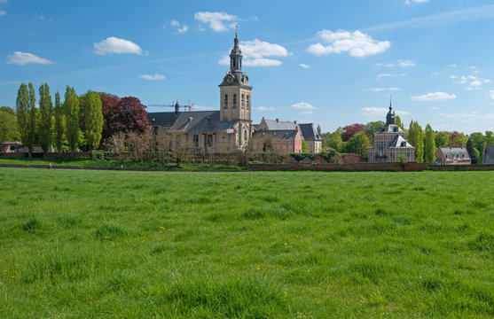 Abbey Park seen from a meadow in spring