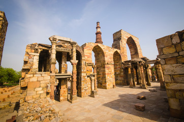 qutub minar