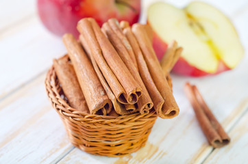 apples and cinnamon