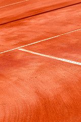 Terre battue © squareimagein